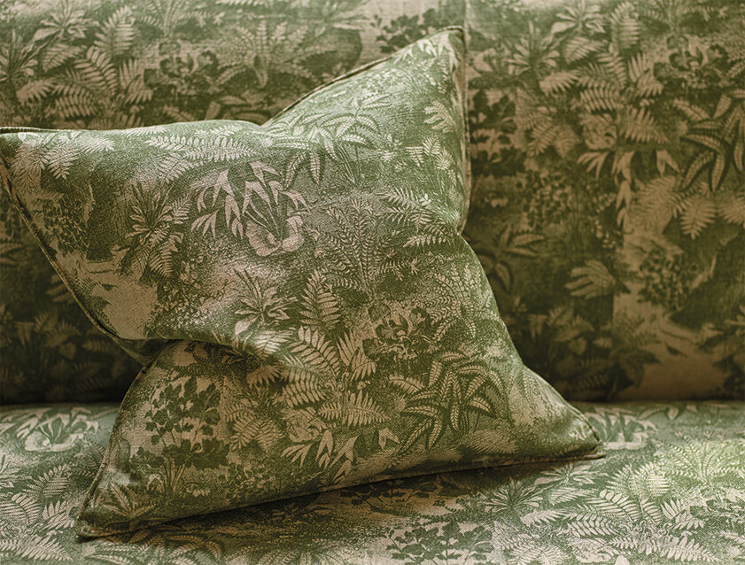 Scatter in RHS Botanicals Ferns Toile Spring Green